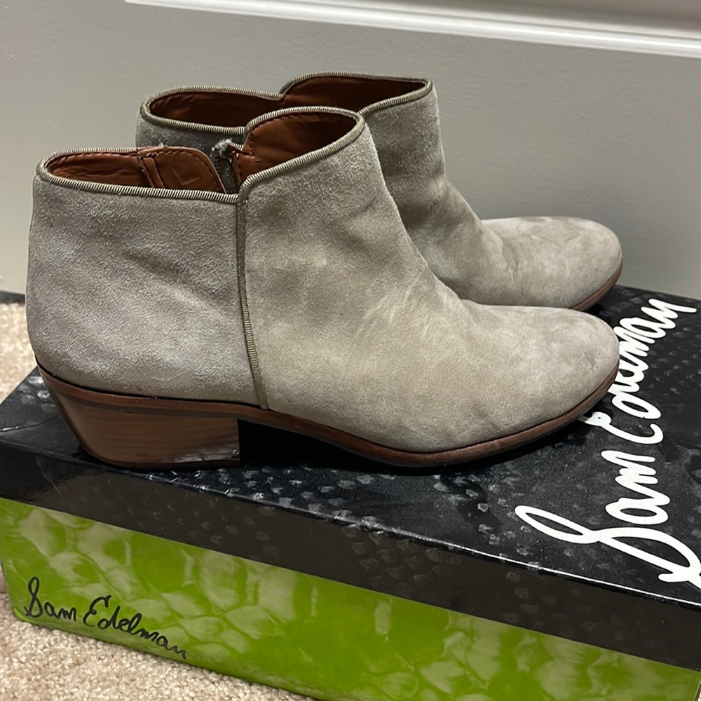 Sam Edelman  Pryce suede booties